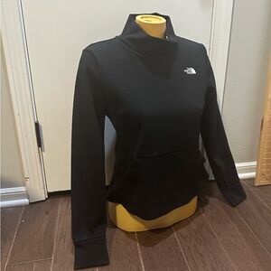 The North Face Women's Medium City Standard Black Funnel Neck